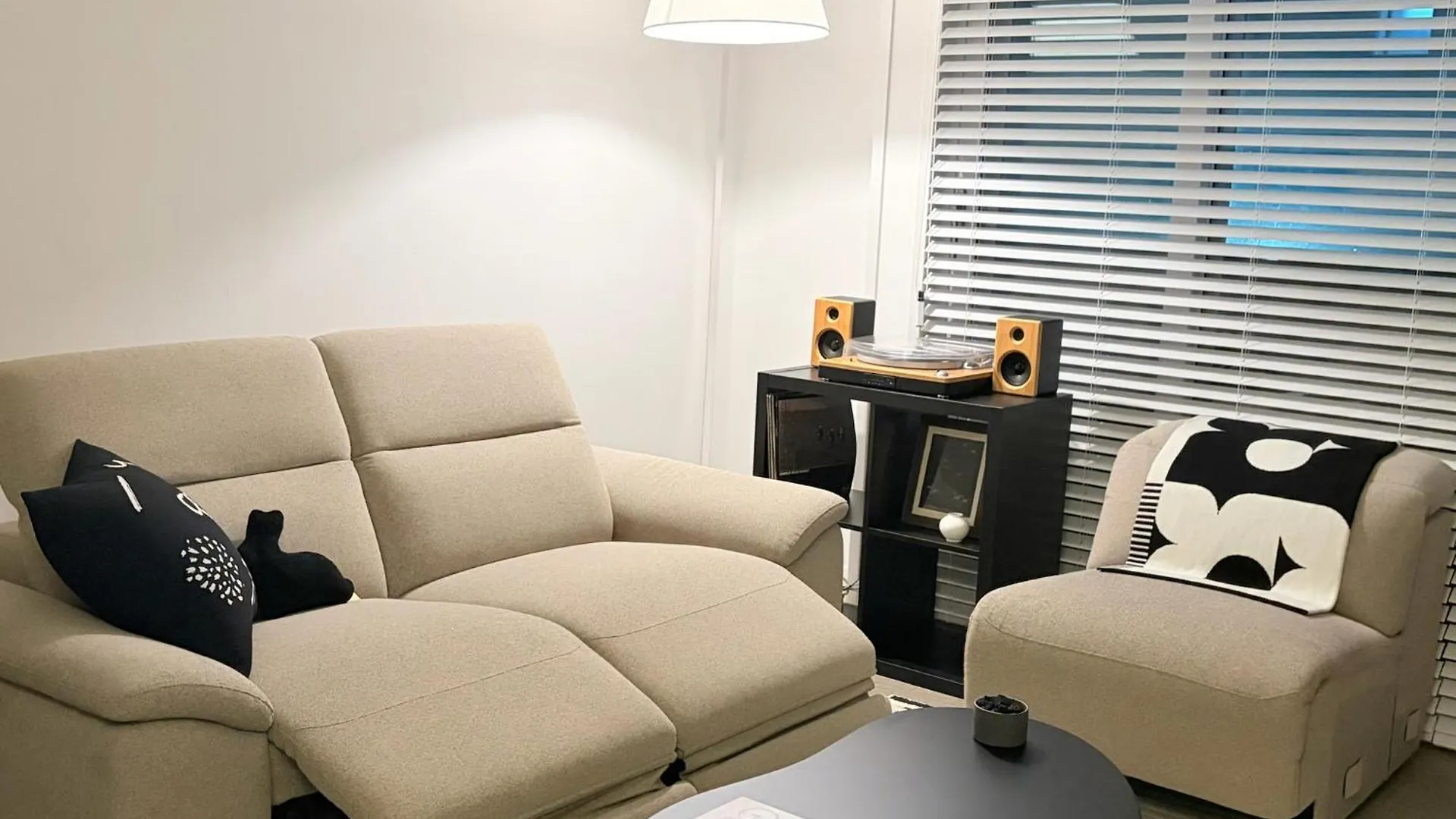 Spacious Home Near Incheon Airport For Families & Groups Apartemen