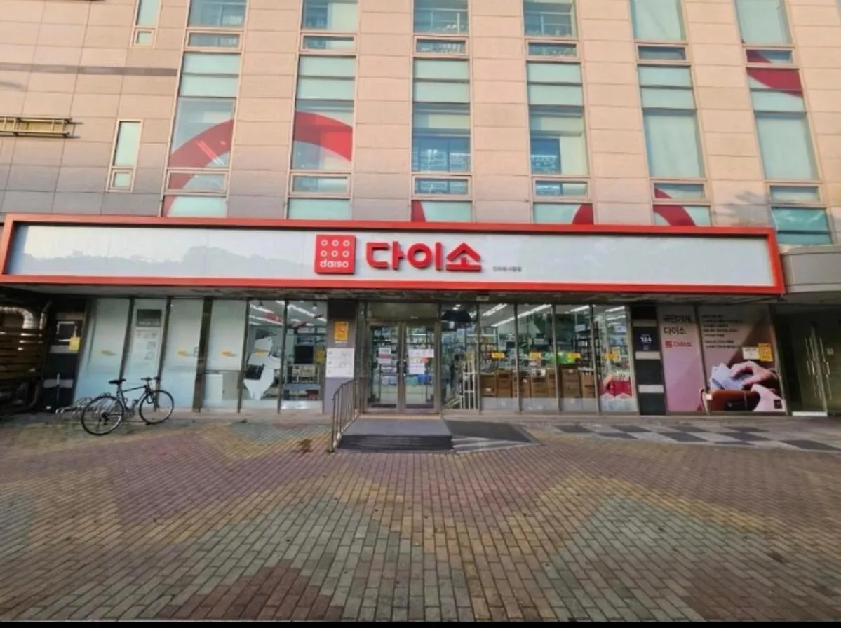 Spacious Home Near Incheon Airport For Families & Groups South Korea