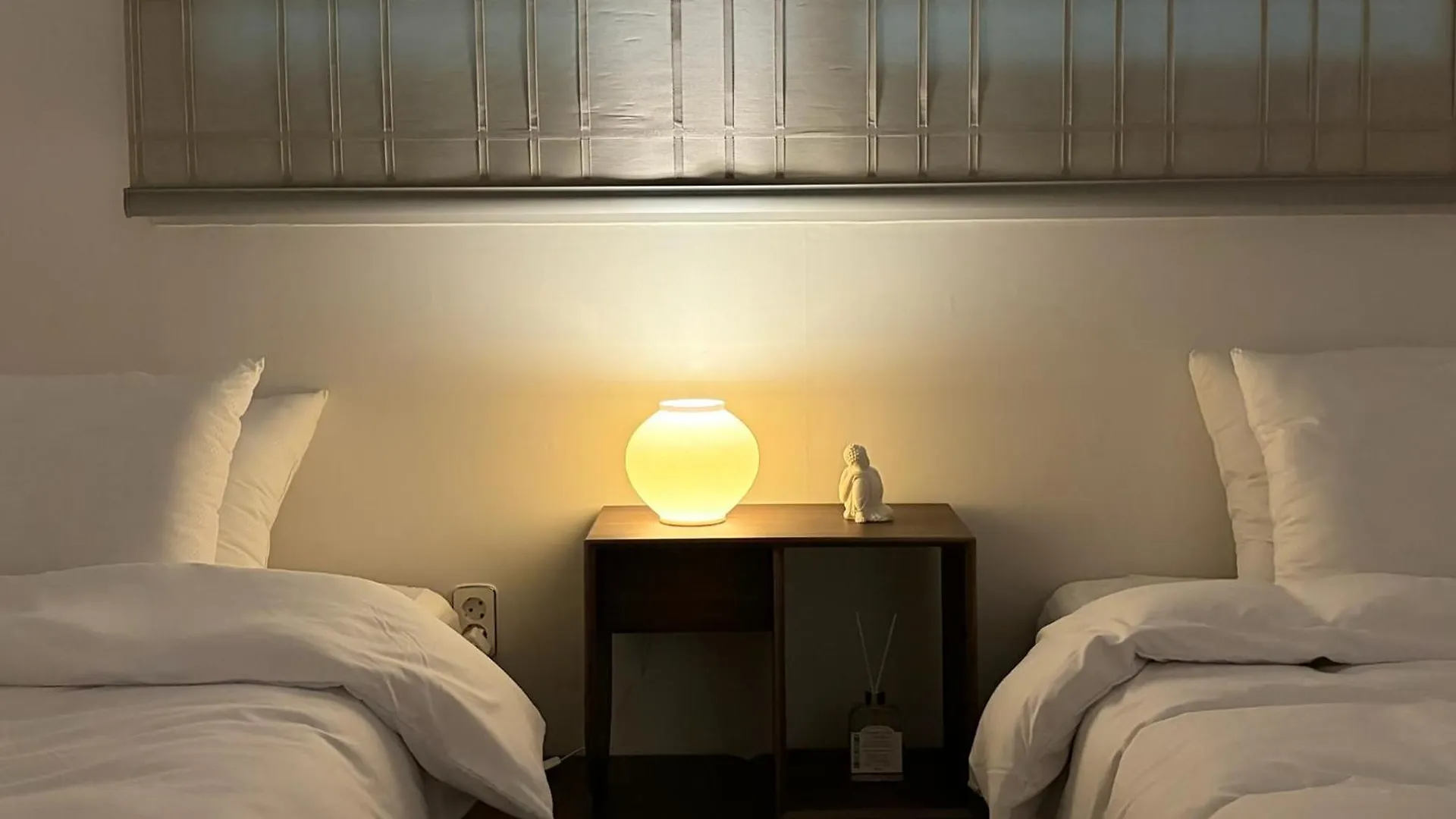 Spacious Home Near Incheon Airport For Families & Groups 0*,  대한민국